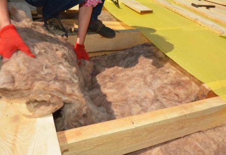 Les b&eacute;n&eacute;fices d'une isolation professionnelle des combles &agrave; HILLION